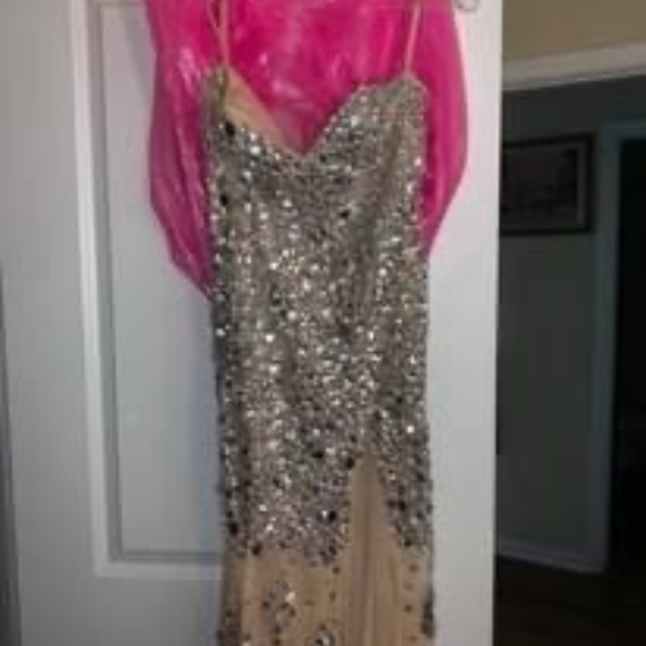 Jovani Prom Dress - Picture 1 of 4
